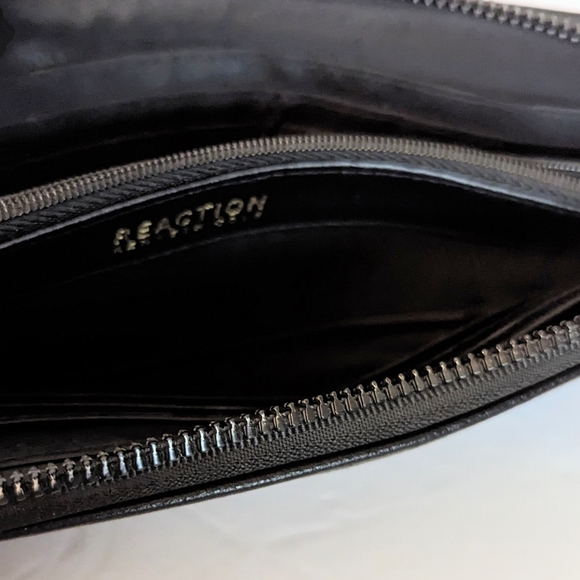 💰 Kenneth Cole Reaction Wallet in Black - Picture 9 of 10